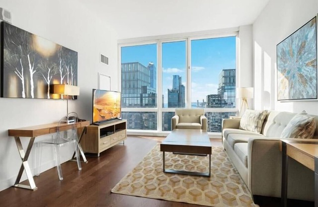near Times Square 1 BR | Perfect 4 Healthcare