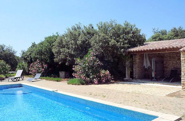 Near Uzès, stone house with big private pool and tennis (shared use)