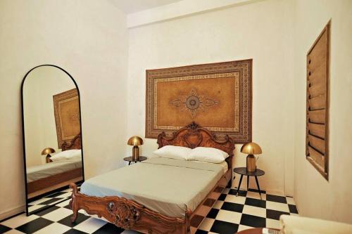 Neo-Classical 3BR Apartment in a 1967 Building