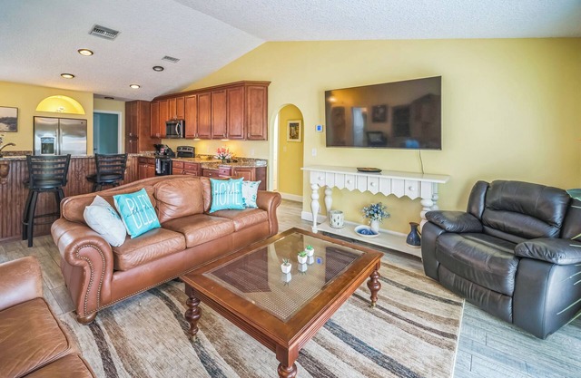 New 2 miles 2Mayo Clinic Intracoastal water views Mins to JaxBeach