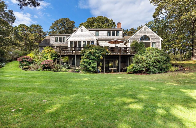 New 2025 Chatham Hideaway - Peaceful Woodland Overlooking Minister's Pond