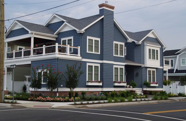 New 5 Bedroom Single Family Luxury w/Pool in The Crest