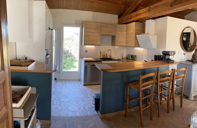 New announcement! Quiet house 50m from the sea