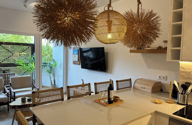 NEW Apart 2bdr Great Balcony 10min Center Cascais