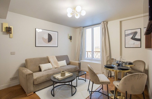 New apartment Center of Paris