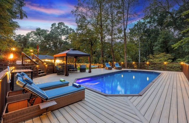 NEW! Atlanta Oasis - Upscale Home with In-law Suite - Pool,HotTub,Firepit &more!