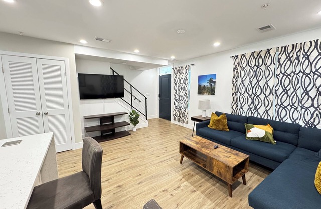 NEW Beautiful House in DC with Parking