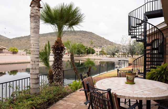 NEW! Beautiful, waterfront home on Arrowhead Lakes. Near all valley activities.