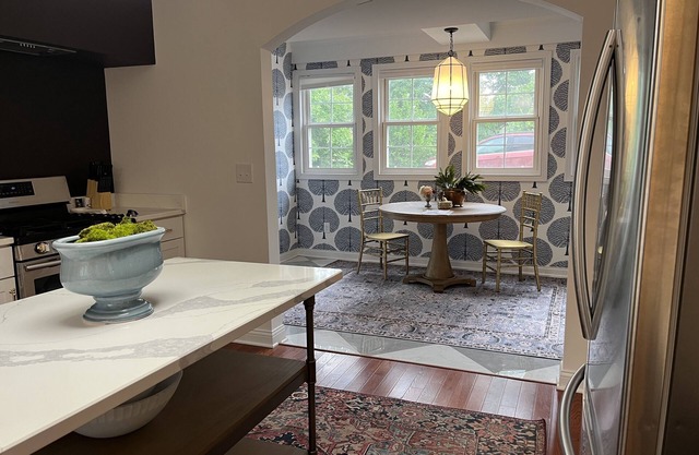 *NEW* Bourbon on Broadway- 3 King Bed- Downtown Bardstown