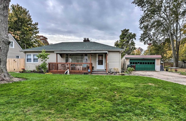 NEW! Charming Elyria Home By Hiking Trail & Lake!