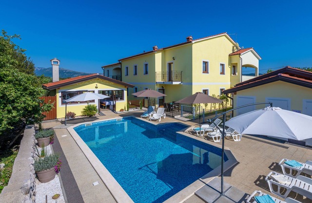 New! Complex of 3 apartments in the suburbs of Labin