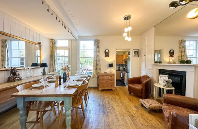 NEW Cossington House - City Centre 3 Bedroom Home