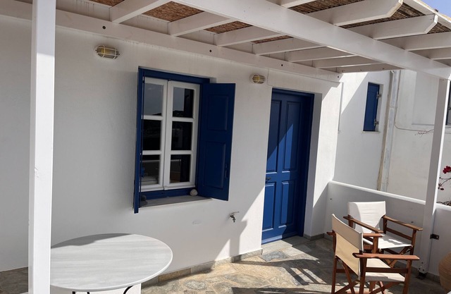 New Cozy Serifos Apartment! 100m from the beach! A memorable vacation-stay!