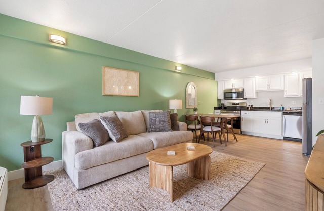 NEW! Downtown Green with Envy