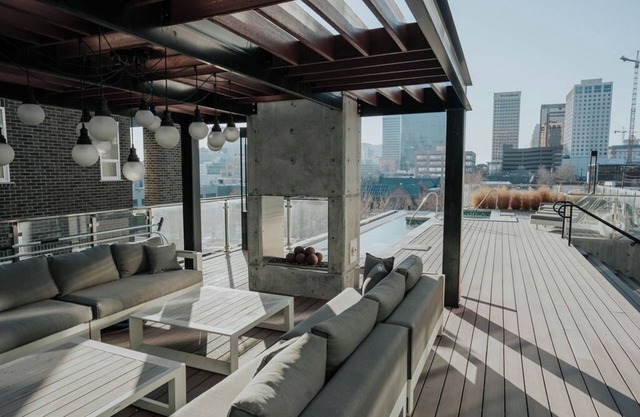 NEW Downtown SLC Apt l KING Bed l City View