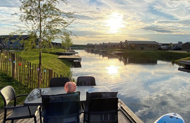 NEW Elegant Holiday Home Chalet on a Lake in Kampen, Netherlands Boat waterfront