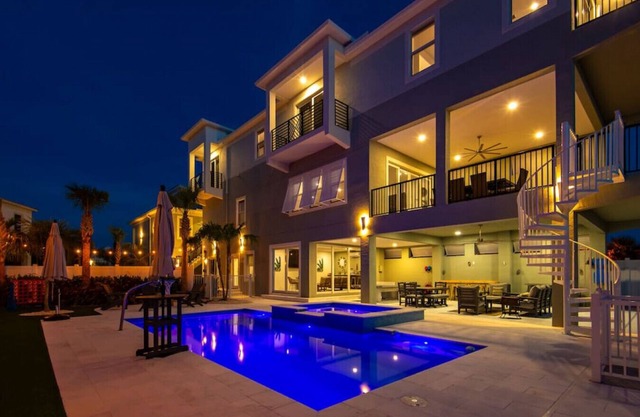 New Estate home amazing amenities