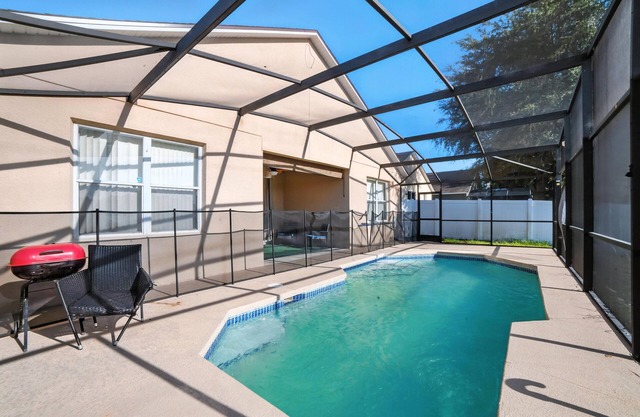 NEW! Family Retreat with Private Pool near Disney!