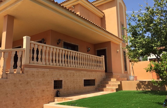 New family Villa with private solar heated pool