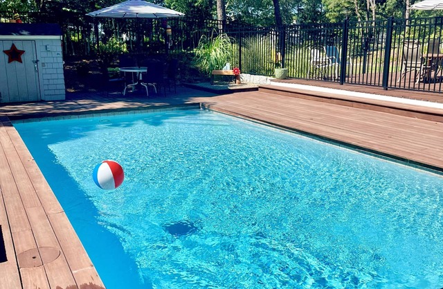 New For Rent! New Seabury w/Heated Pool, Golf Course Views & Close to Beaches