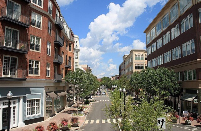 New Furnished Apt in West Hartford w/Parking and Central AC