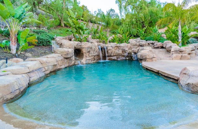 New! Gorgeous backyard Oasis on a 38,400 sf lot with 2800 sf home. SEE VIDEO!