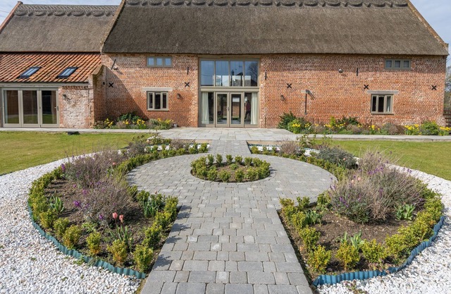 !! NEW !! Grange Farm Barn in Filby | Winterton Cottages
