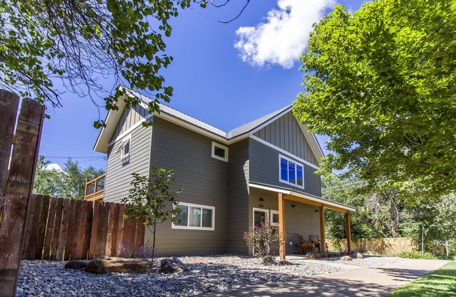 New Home, Downtown Durango, Central AC, Garage