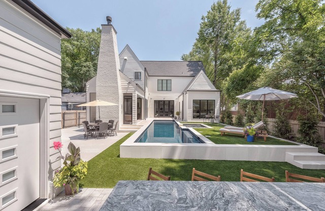 New Home w/pool & hot tub minutes from downtown