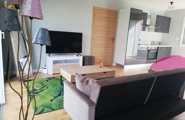 New house 600m from the beach