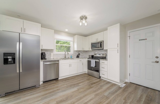 NEW! Immaculate Home with Private Pool! Close to Pro Football Hall of Fame!