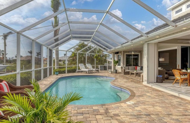 New Listing! Charlotte Harbor Area Resort, 120mi to Disney & 134mi to Universal - GRH569152