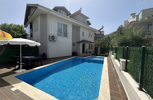 NEW LISTING! FAMILY FRIENDLY 4 BEDROOM ACCOMMODATION RIGHT IN CENTRE OF DALYAN!