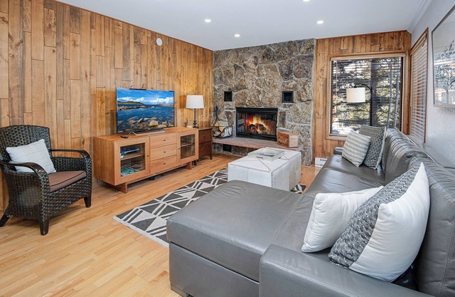 New Listing! Ground Floor Unit | 10 mins to Vail | Tennis Courts