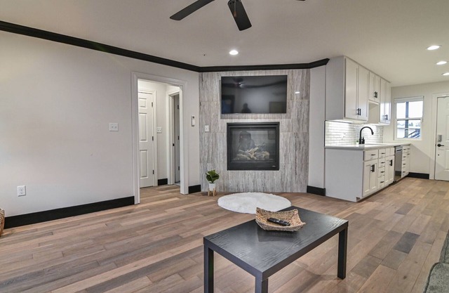✨NEW LUXE GETAWAY at The Villas Downtown