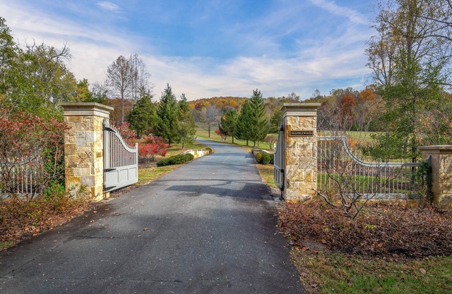 NEW Luxury Estate in the heart of Virginia’s Monticello Wine Trail