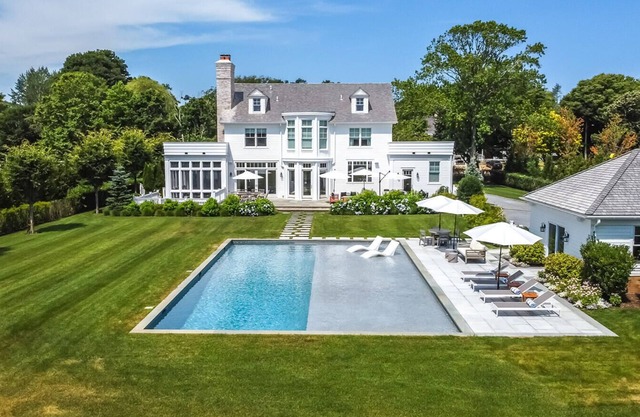 New Luxury Southampton Village Estate- Walk to town! Avail Dates in August!