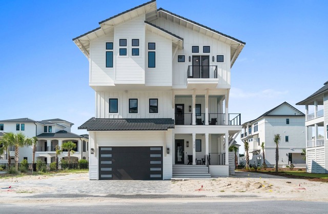 New Mexico Beach Construction, Sugar Sand Community, Private Pool, Pet Friendly!