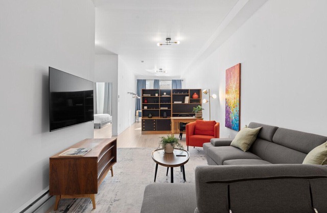 New Modern 2bdr Apartment in Little Italy