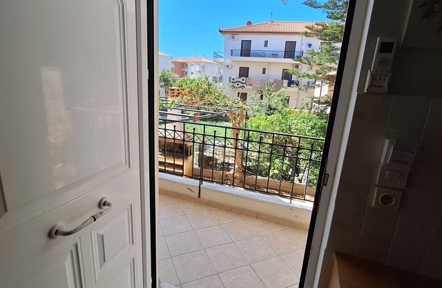 New Panorama Studios (ELECTRIC CAR CHARGING STATION)