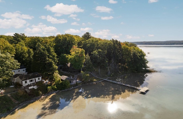 NEW Rental! White Bear on Little Glen Lake