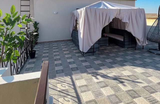 New! Rooftop studio with a private terrace