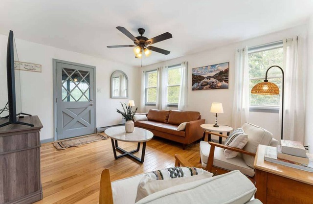 New Spacious Acadia Home with Pool!