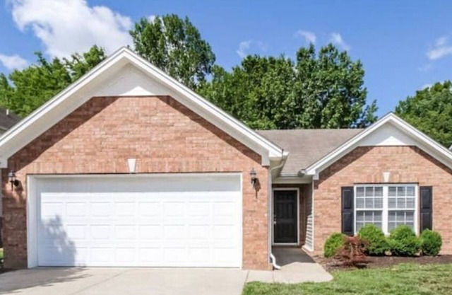 NEW! Spring Hill Private Cozy 3BR Home