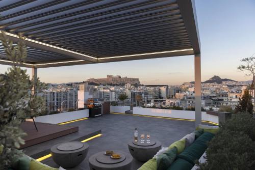 NEW STUNNING PENTHOUSE W/SPECTACULAR VISTAS!