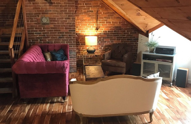 NEW! Stylish Loft in the Heart of Downtown Portland