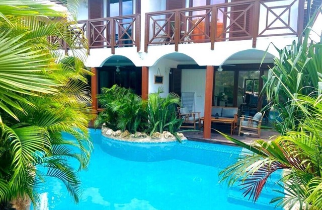 NEW TOWNHOUSE TROPIC PARADISE WITH POOL