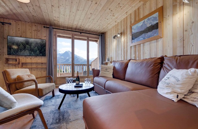 New triplex apartment, La Rosière, 2 parkings, wifi