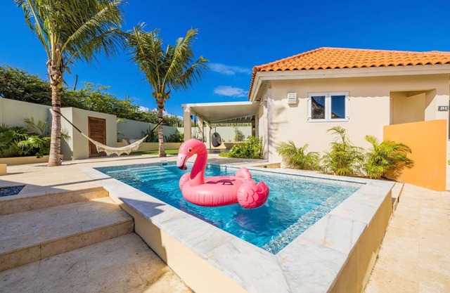 NEW Villa - Beautiful 3BR 2BA with Private Pool