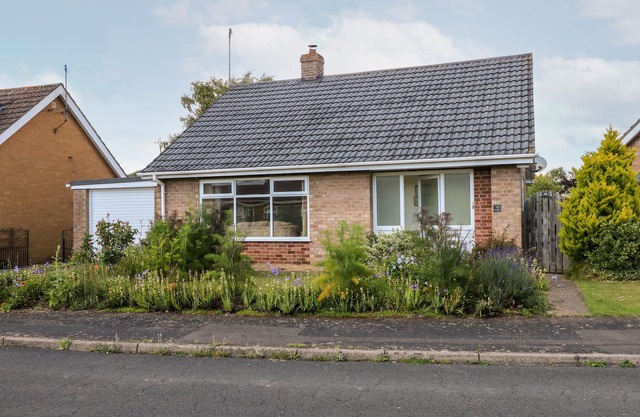 NEWBY, pet friendly, country holiday cottage, with a garden in Gayton